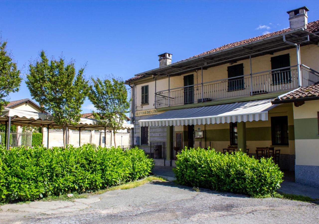 מלון Casalgrasso Trattoria Due Citroni מראה חיצוני תמונה